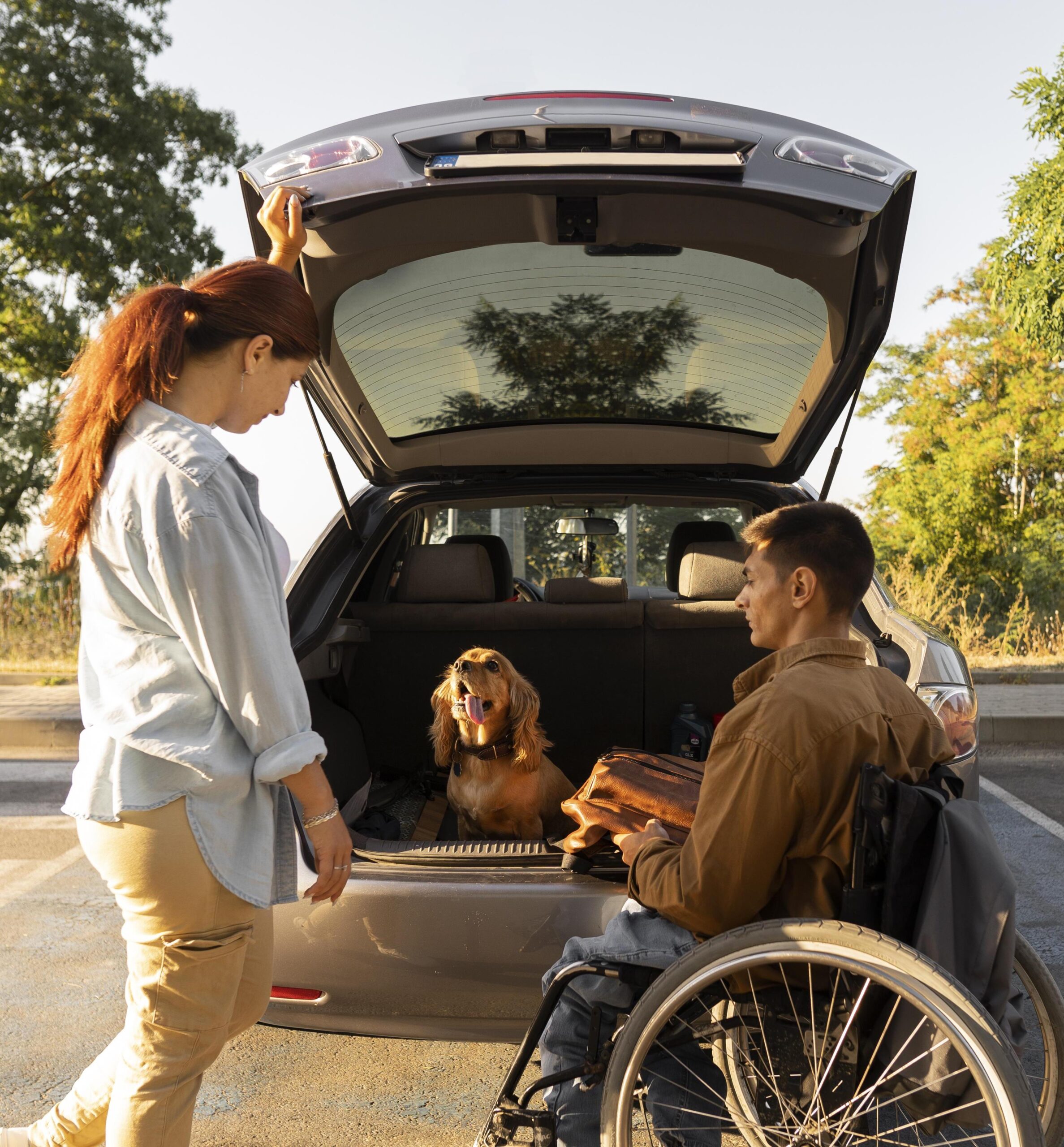 full-shot-people-with-dog-car (1)