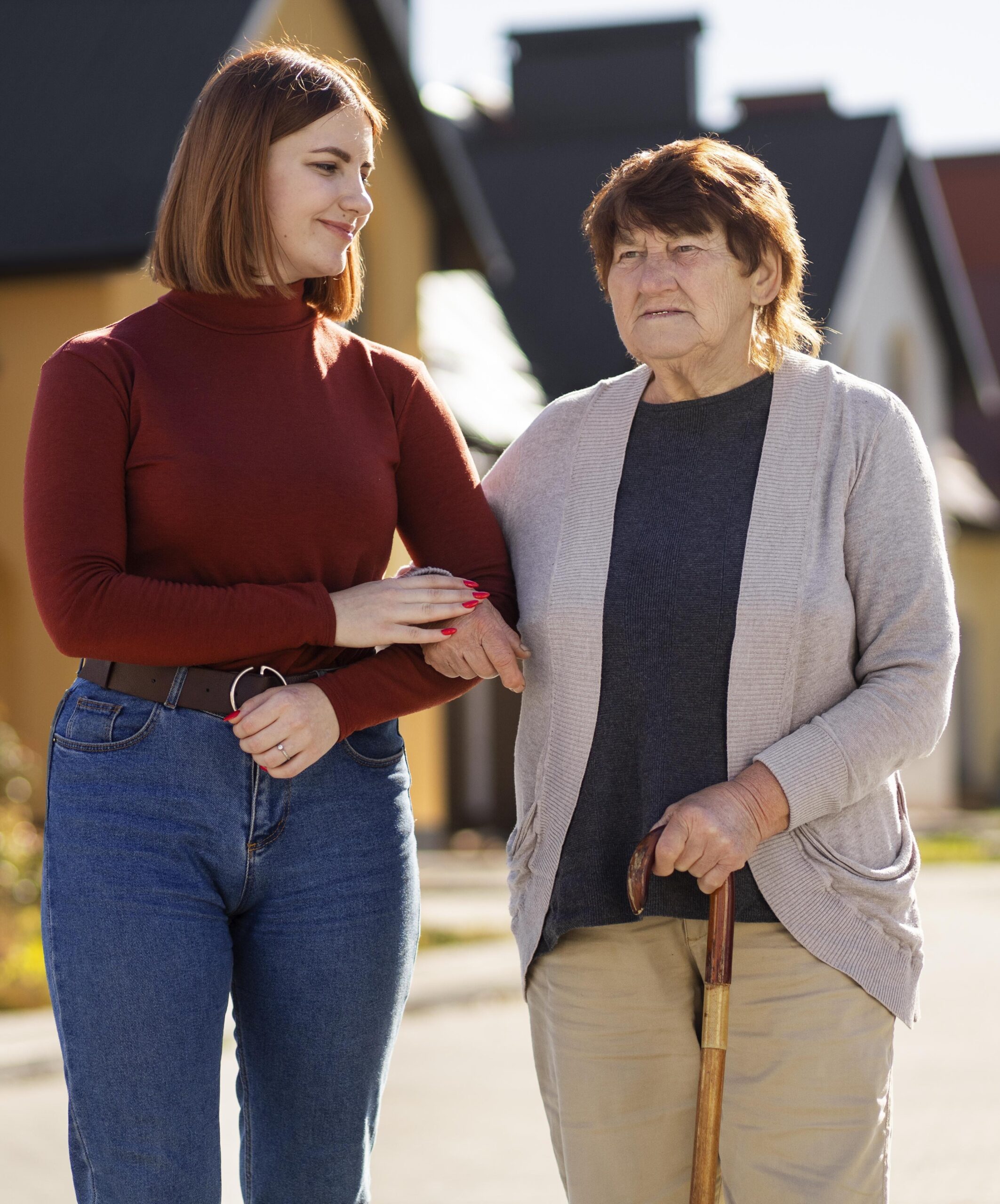 people-helping-old-neighbor (1)